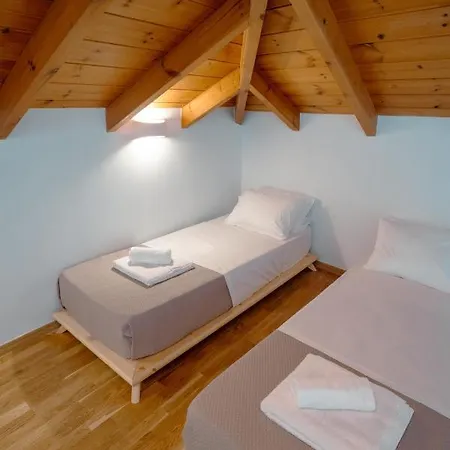 Fragios House Nyaraló