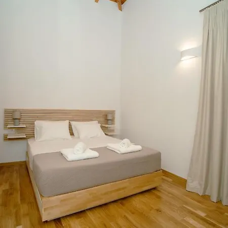Fragios House 度假居 *